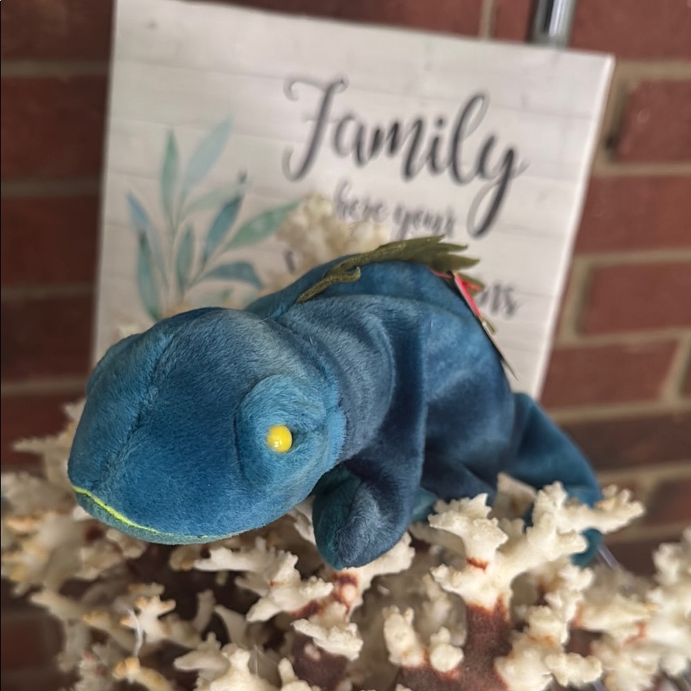 Ty Blue and Yellow Plush Fish Decor